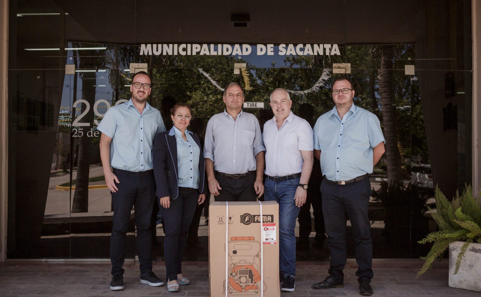 Para prevenir el dengue, entregamos un nuevo equipo de fumigación en Sacanta